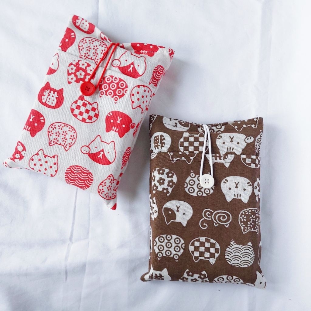 

Book Sleeve Medium | Kantong Buku Kain | Pouch Novel - Motif Kucing