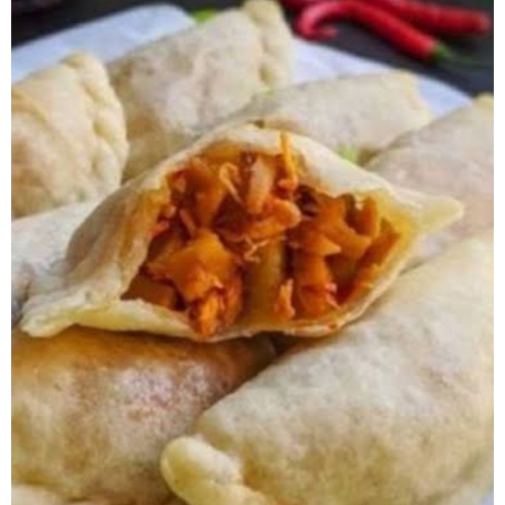 

cireng isi ayam suwir pedas