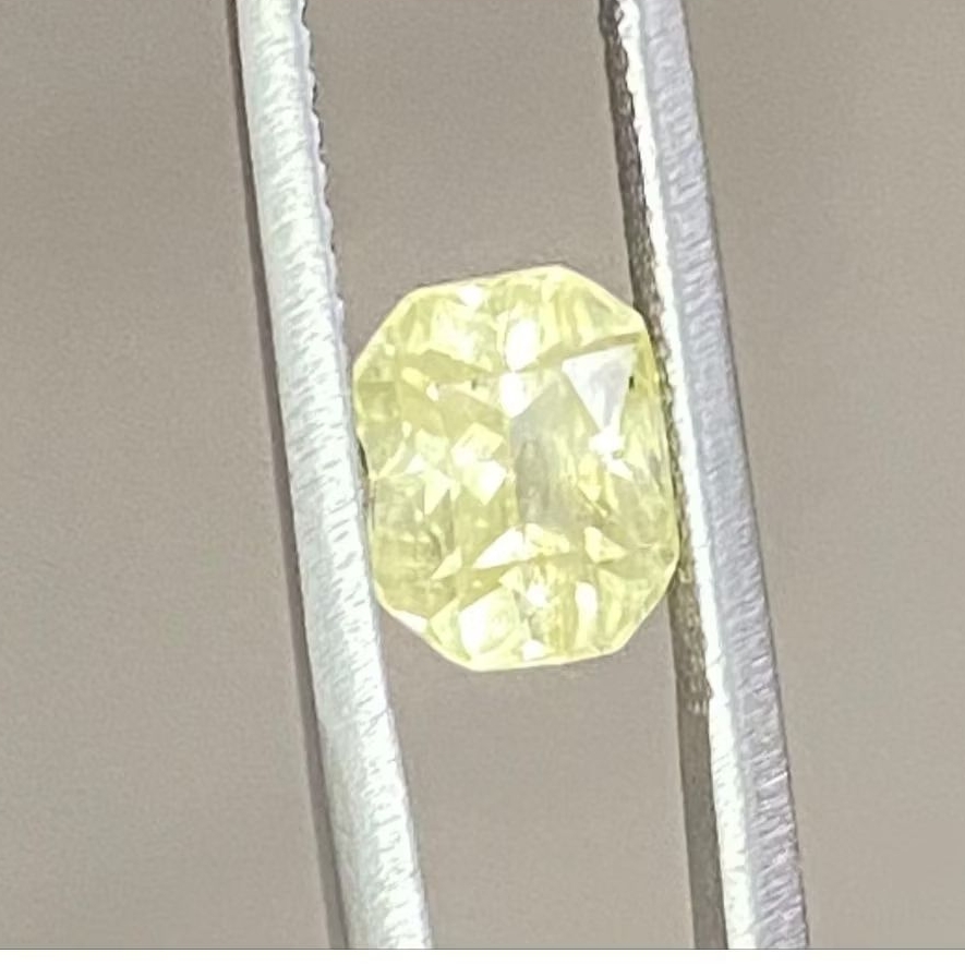 Natural Yellow Sapphire