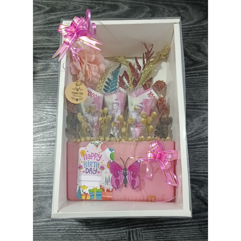 

Buket Box minimalis uang mainan