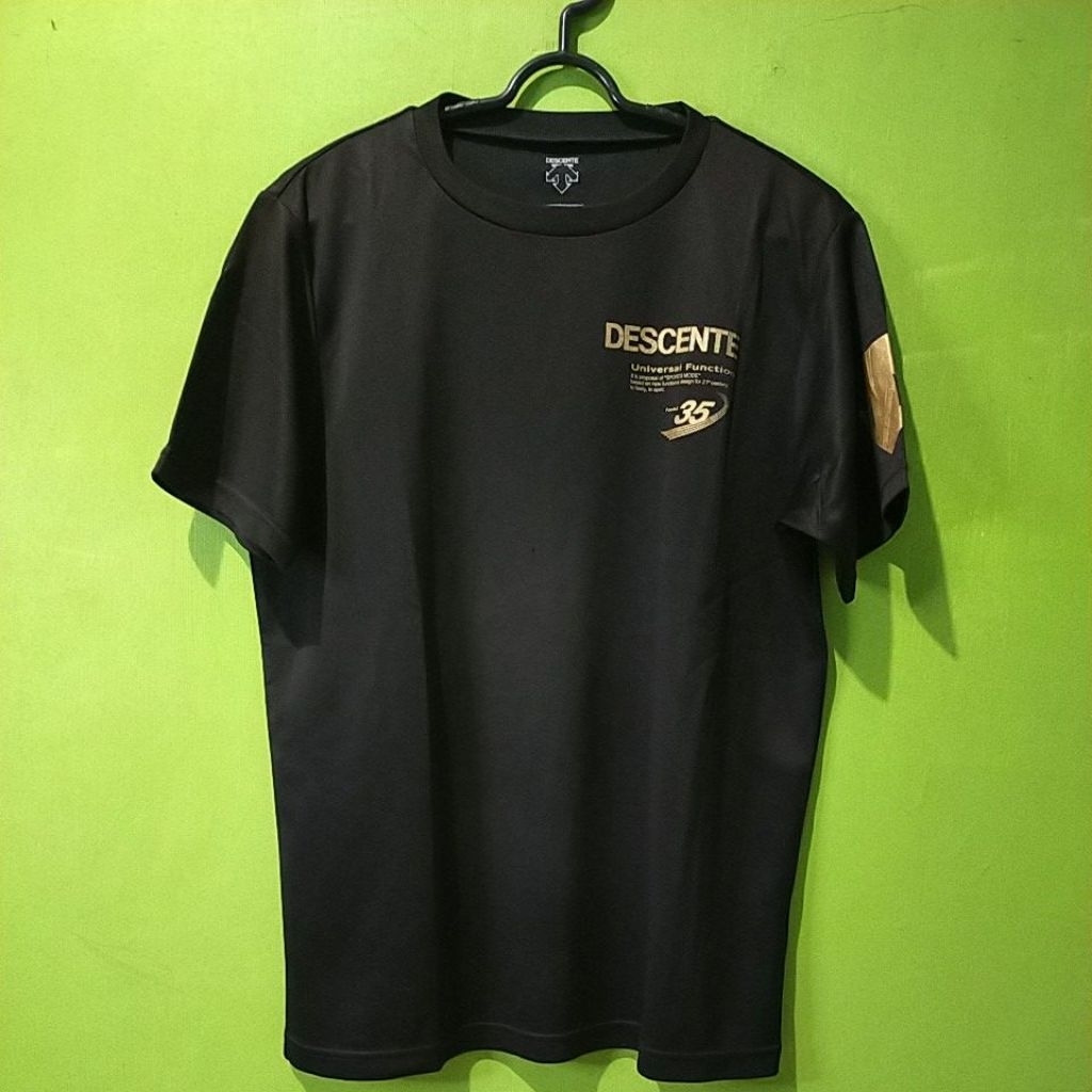 Kaos Descente Original brand preloved