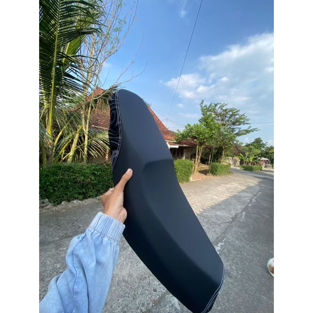 jok Mio sporty tingkat halus list carbon wave - jok Mio tingkat halus x wave - jok Mio sporty