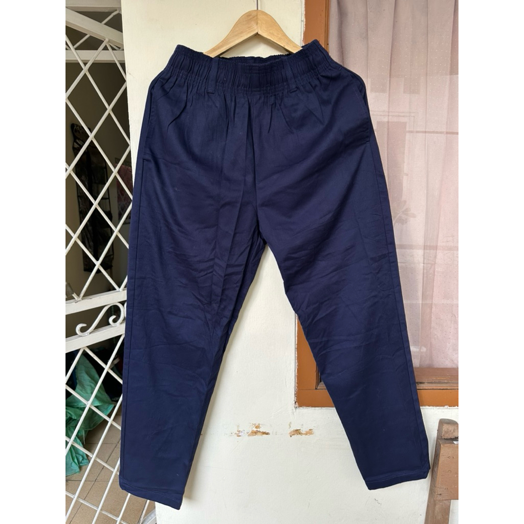 celana panjang relaxpant size fit 28-30 navy uniqlo santai second bekas preloved thrift murah