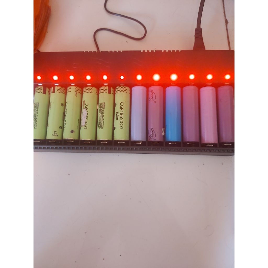 BATTERY / BATRE LITHIUM 18650