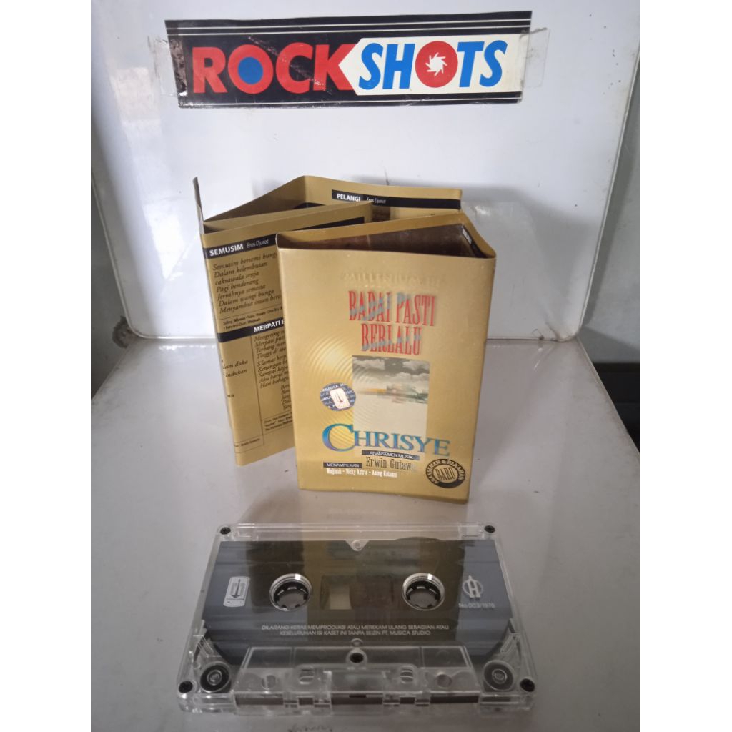 kaset pita Chrisye,,,badai pasti berlalu