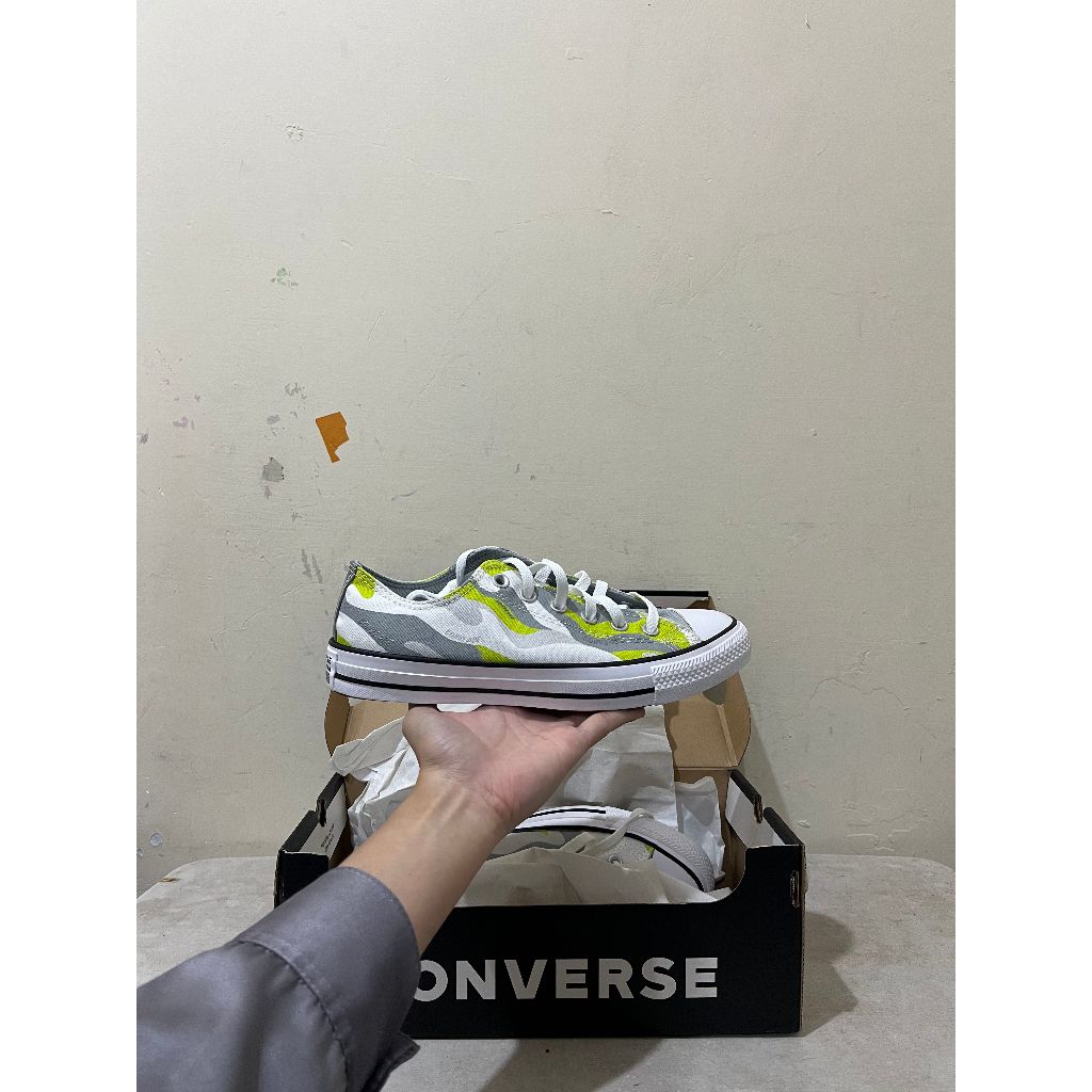 SEPATU CONVERSE CHUCK TAYLOR ALL STAR REFLECTIVE CAMO ORIGINAL 172171C