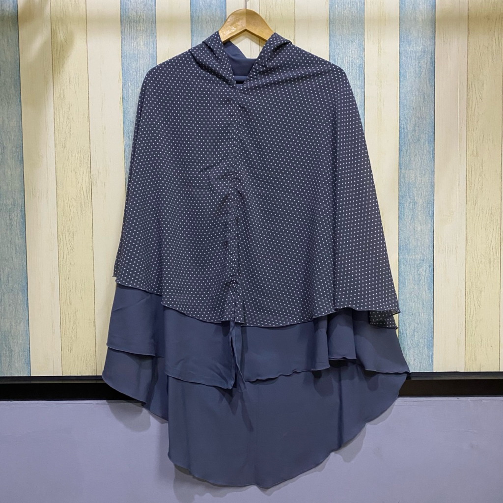 Hijab Instan Abu Motif Polkadot - Hijab Preloved