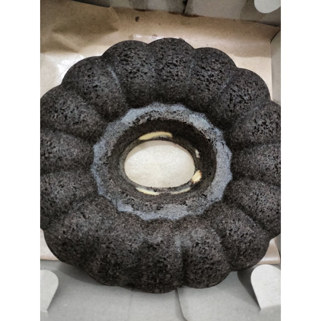 

Bolu Ketan hitam lumer