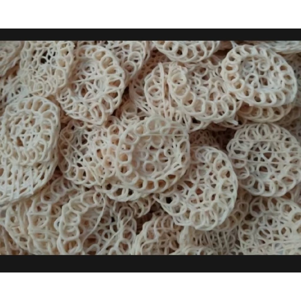 

Kerupuk Mawar Jumbo Mentah Kemasan 1000 gram/1kg Enak Dan gurih