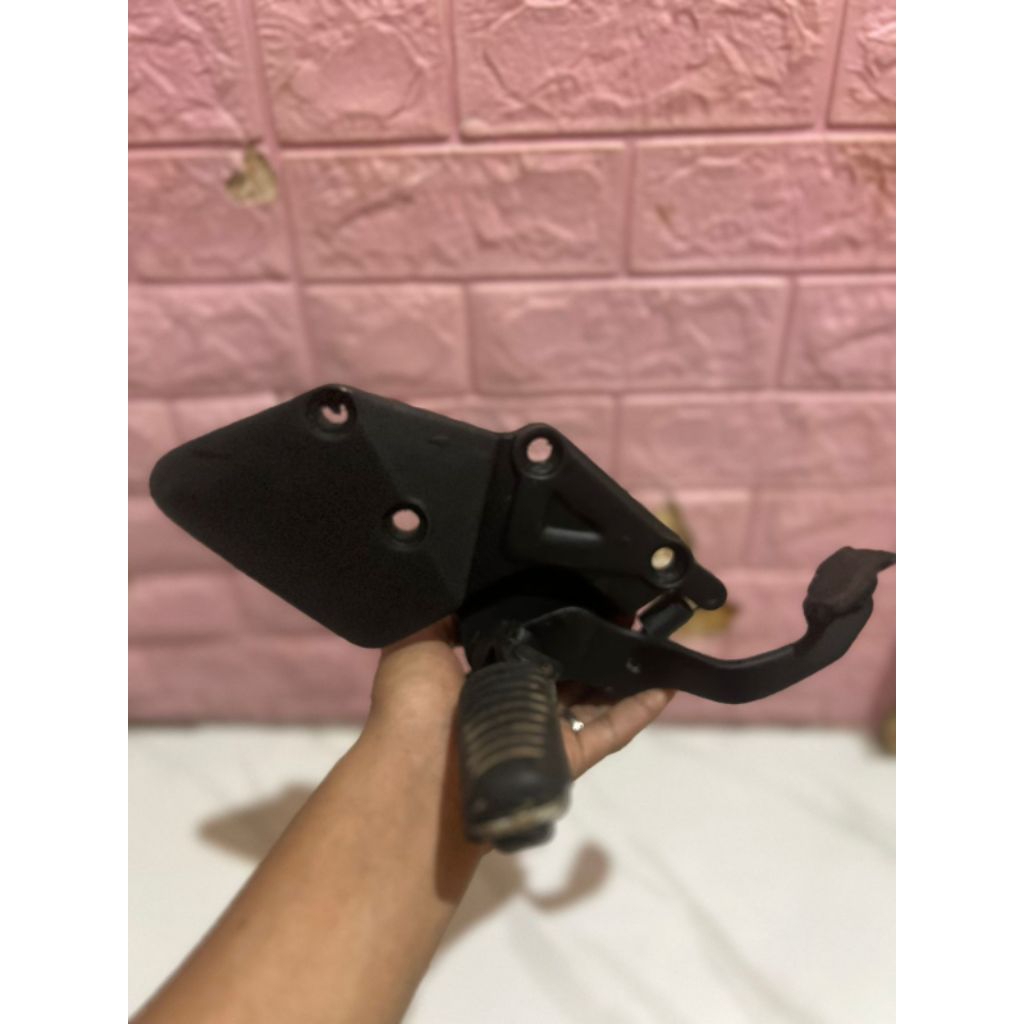 pijakan depan ninja rr r postep depan ninja rr r