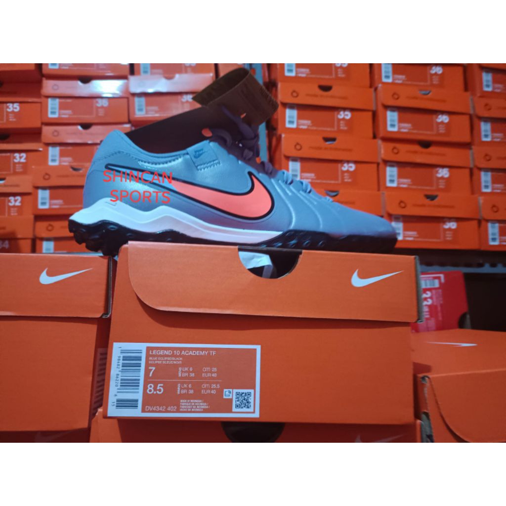 SEPATU FUTSAL NIKE TIEMPO LEGEND 10 ACADEMY TF