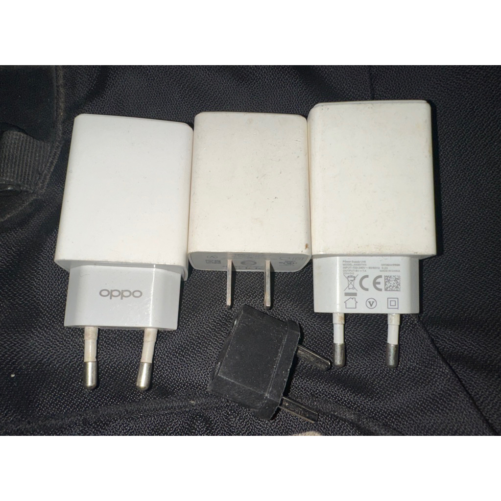 ADAPTOR CHARGER ORIGINAL BEKAS OPPO 1AMPER