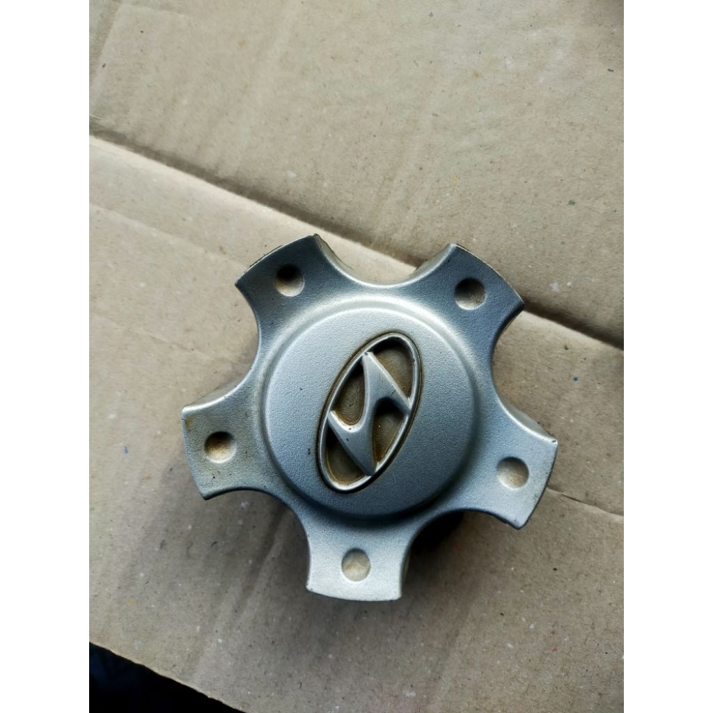 Dop Tutup Velg Hyundai Trajet V6