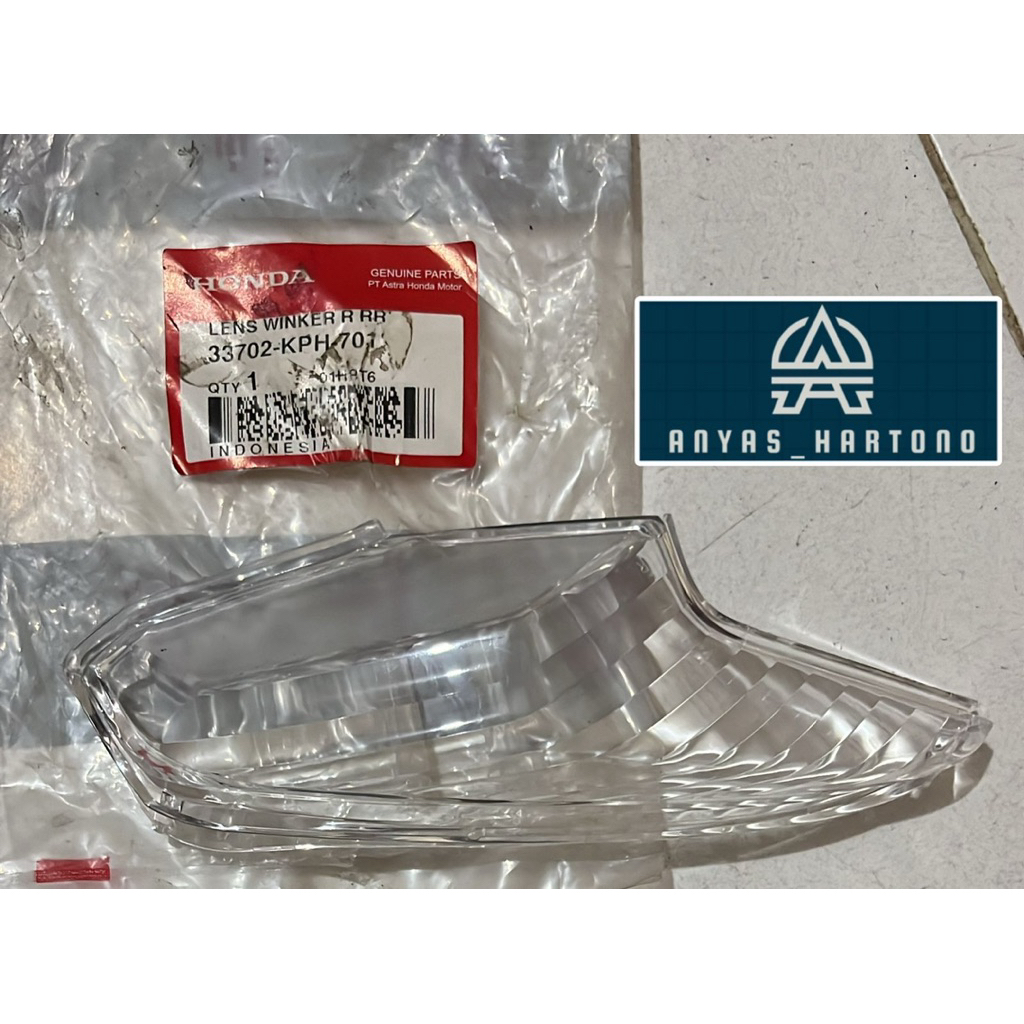 33702-KPH-701  | Mika Sen Belakang Kanan Honda Supra X 125 Karbu Lama Bolam 1 | original Honda