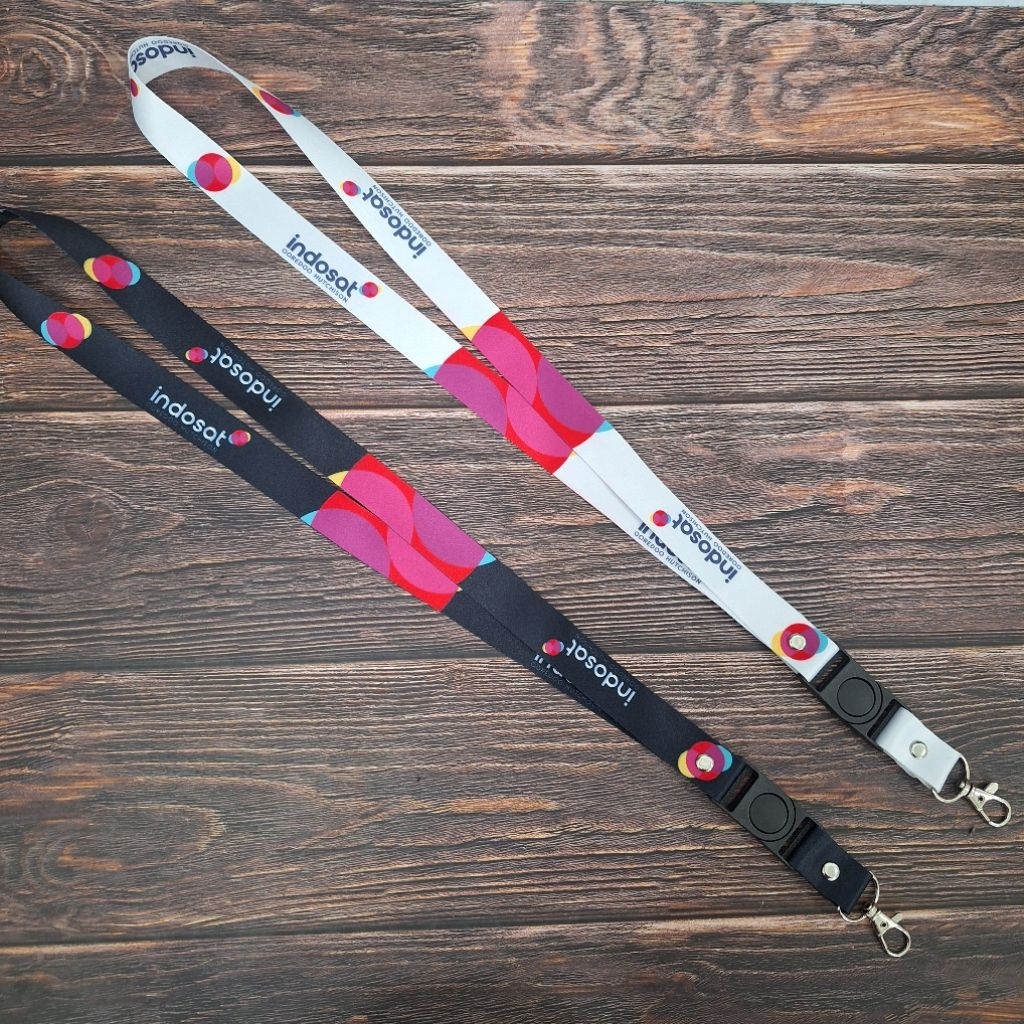 

TALI ID CARD LANYARD INDOSAT (2 variasi warna hitam dan putih) + HOLDER | BISA SATUAN READY STOK