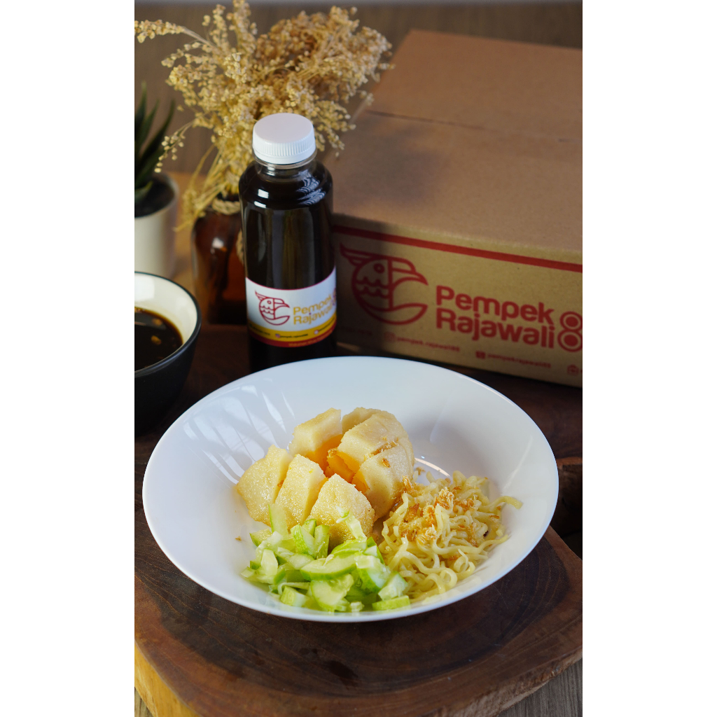 

Pempek Kapal Selam Ramean – 4 pcs Jumbo Frozen – Isi Telur + Cuko Kental