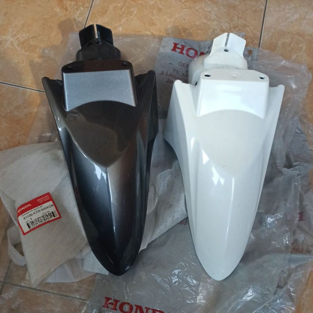 front fender - slebor putih / abu / grey 61100KVB930AGM baru ori AHM
