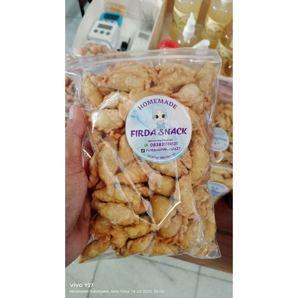 

pastel abon sapi mini