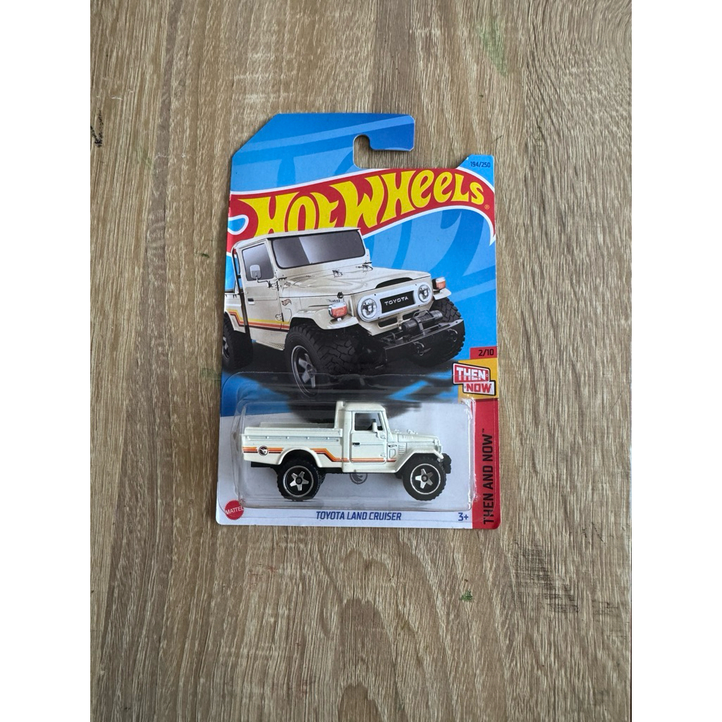 toyota land cruiser reguler treasure hunt hot wheels 2022