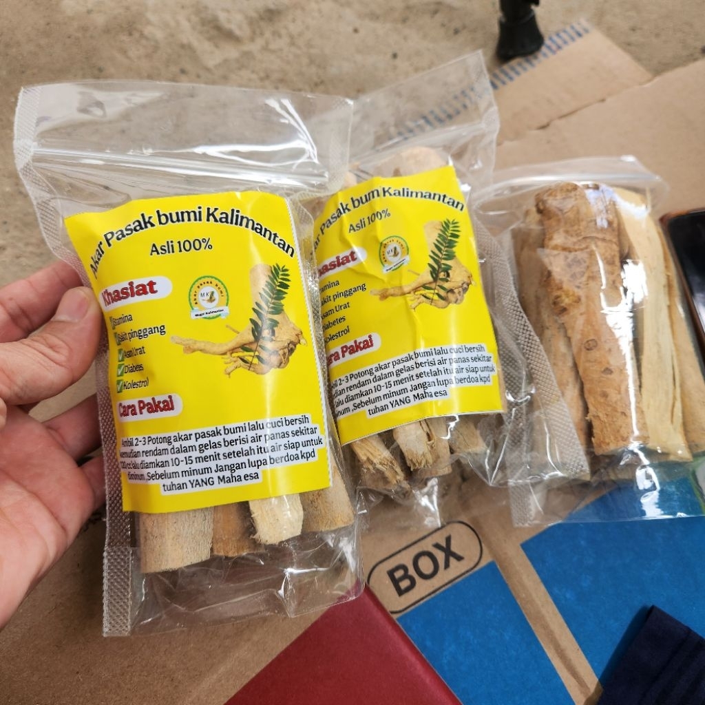 

Gelas akar pasak bumi asli kalimantan kemasan 120 Grm,tongkat ali kalimantan