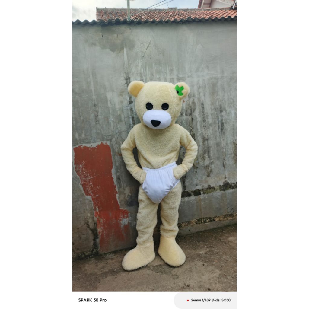 kostum badut beruang