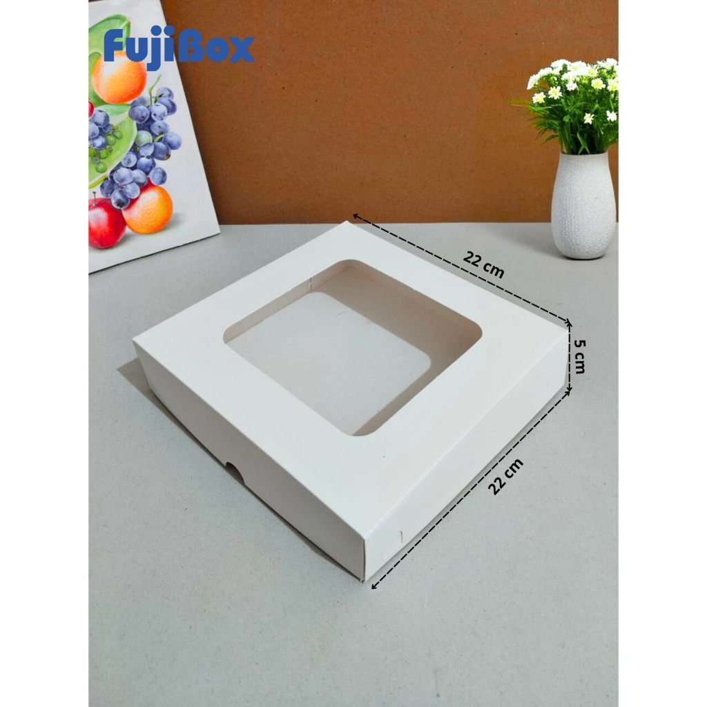 

( 10 Pcs ) Fuji Box Dus Kotak Kue hampers puding cake Ivory Polos laminasi 22 cm x 22 cm x 5 cm Premium Tutup Mika Full