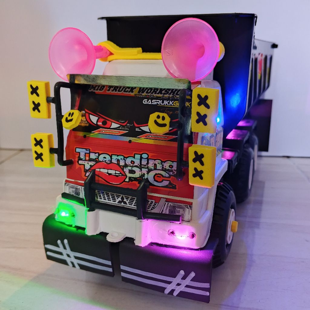 *COD* Truk modifikasi super keren mobil mainan plastik