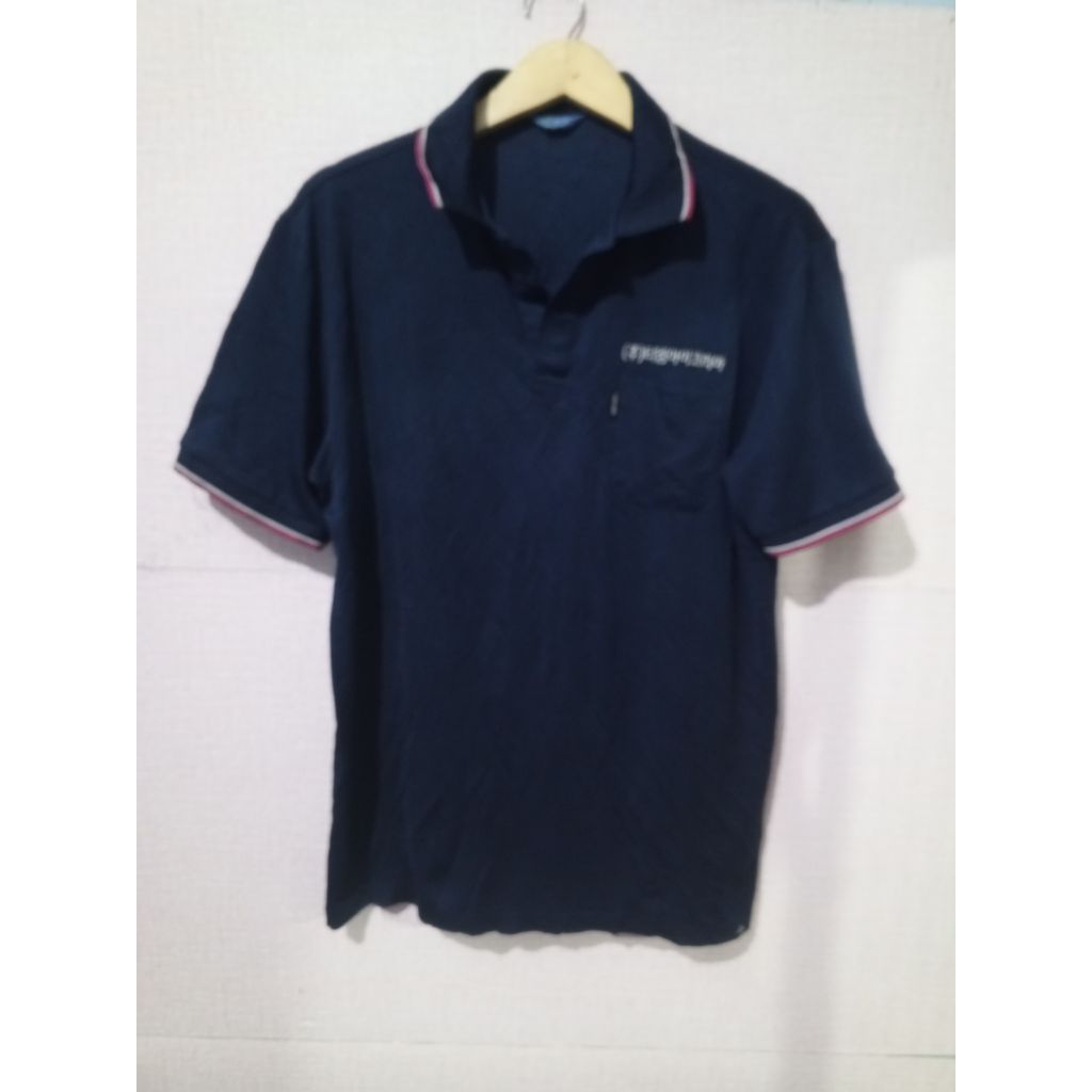 baju kaos kerah olahraga FGS size L fit XL second