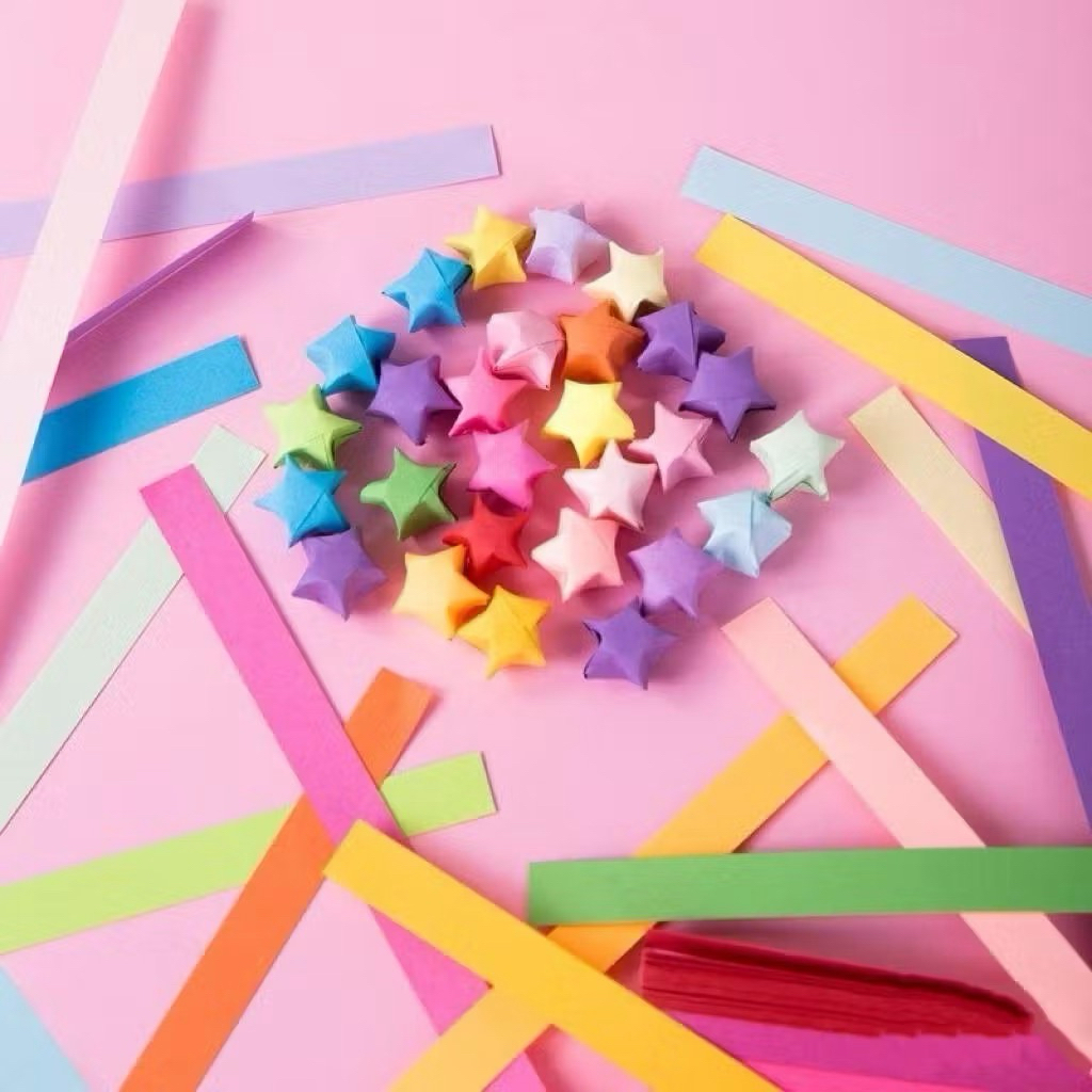 

(PRE-ORDER) 50pcs Origami Bintang Sudah Jadi