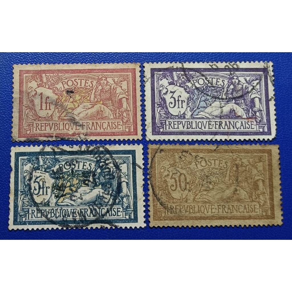 

Set Prangko Lawas LN Francaise 4 Keping