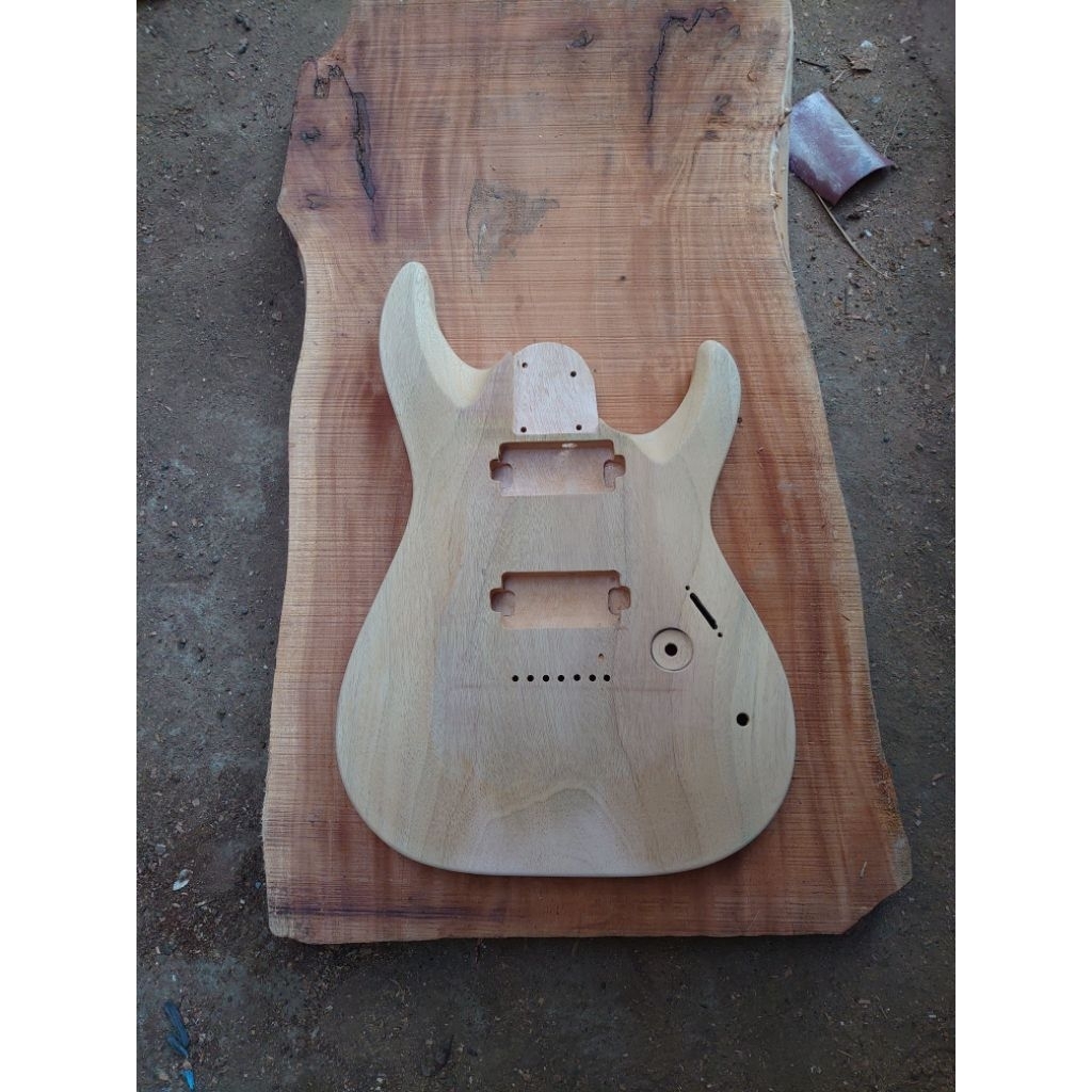 Body Gitar Sheckter 7string