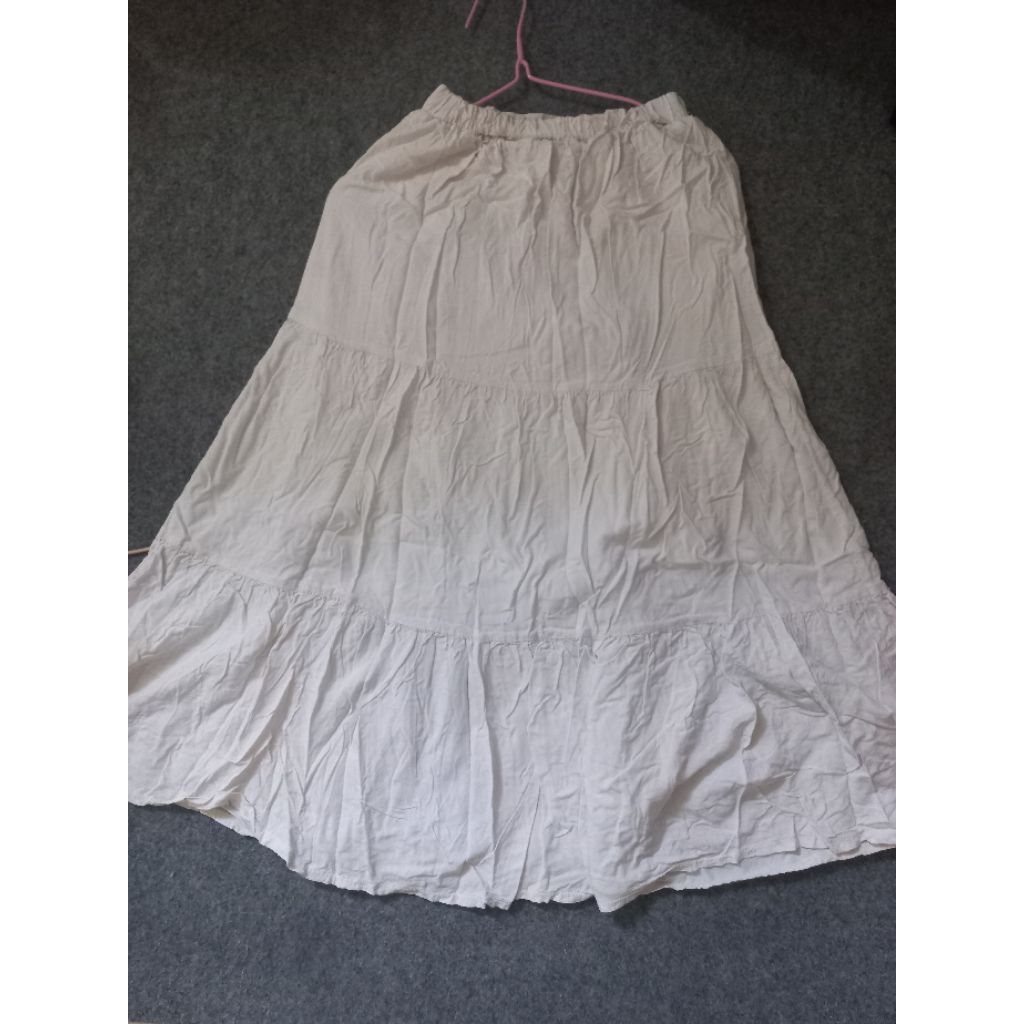 PRELOVED ROK SUSUN RAYON WARNA WHITE MERK NINETTE MURAH