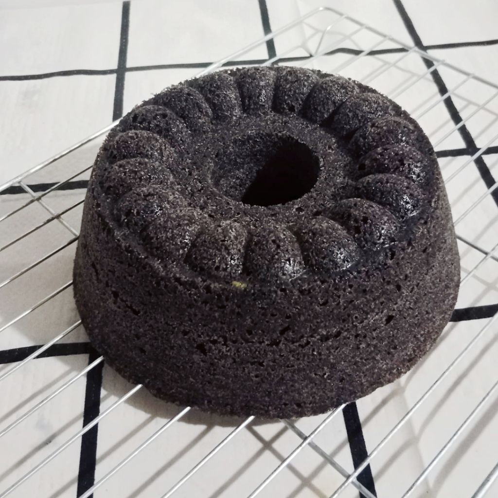 Bolu ketan hitam keju lumer/ bulu kukus ketan hitam/ bolu ketan hitam