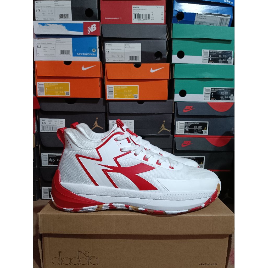 SEPATU BASKET DIADORA SIZE 46 ORIGINAL