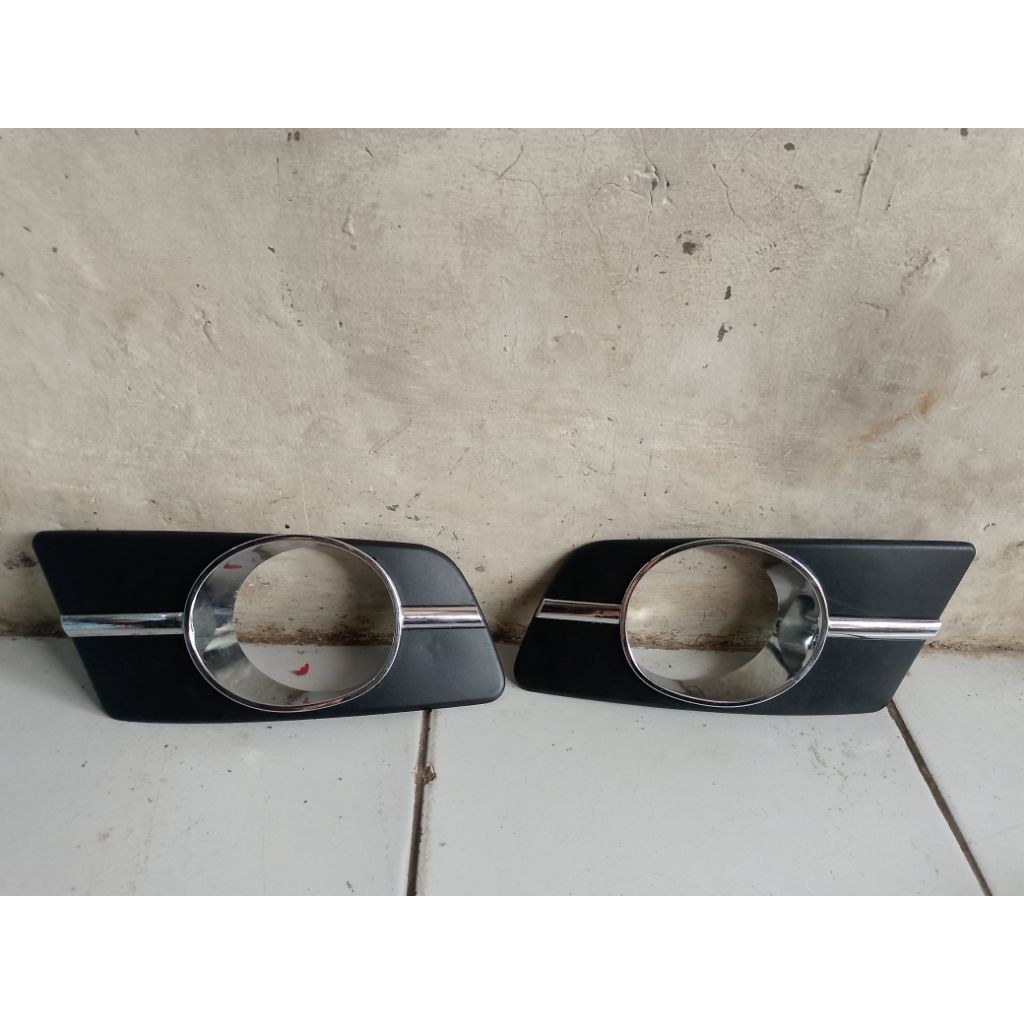 cover foglamp depan rush terios 2007-2010 Original