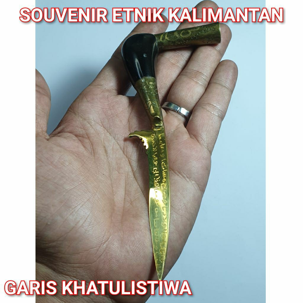 KERIS KUNINGAN UKIR 16 CM