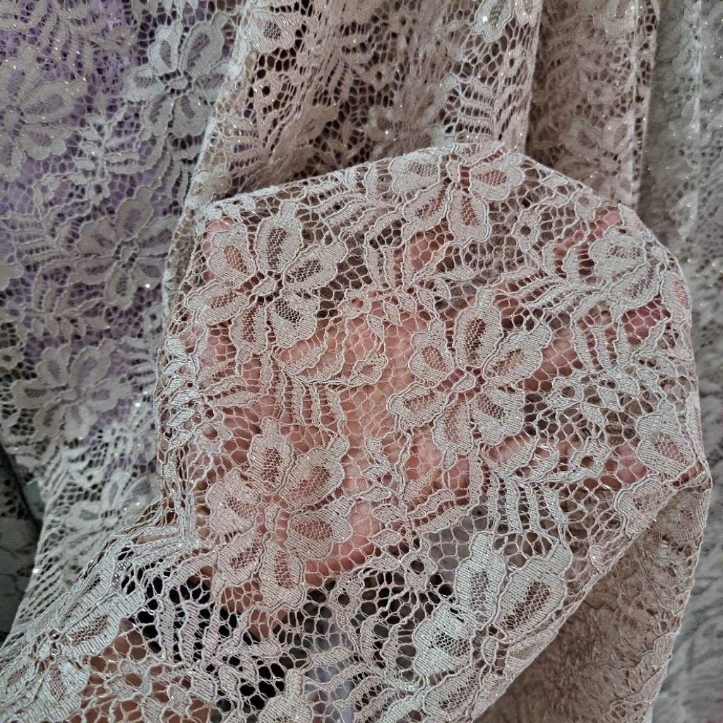 kain bahan brokat | kain bahan brokat lace | kain brokat gliter lace antik | kain brokat harga 0.5 m