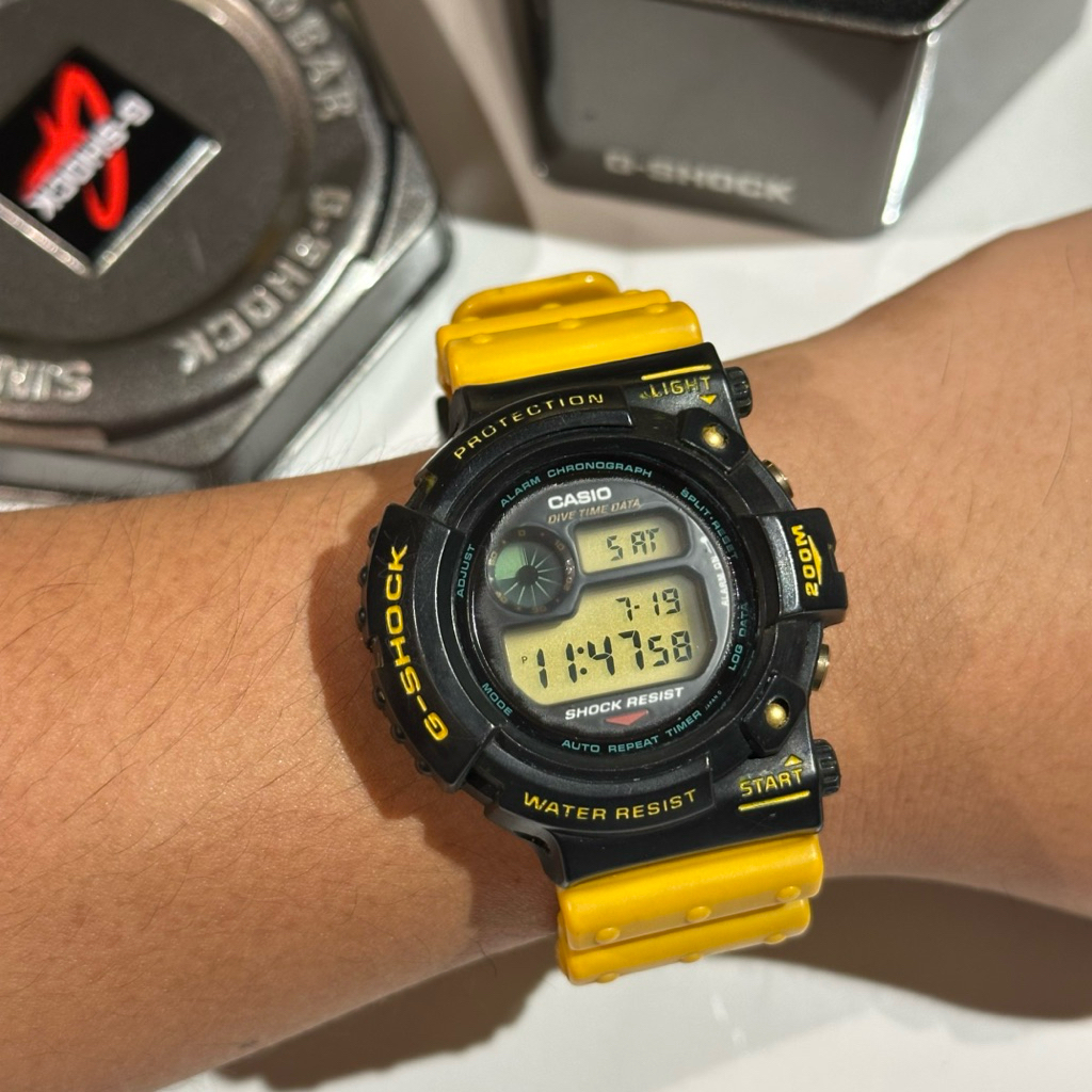 GSHOCK DW-6300 Frogman Vintage First Gen Yellow Strap Black Dial Limited G-SHOCK DW 6300