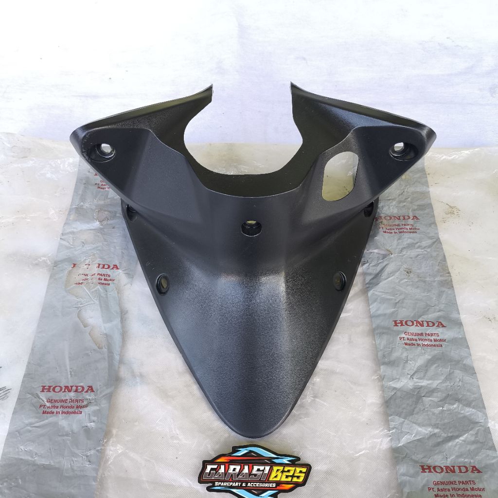 64310-KWW-600 cover legsil legshield kontak Honda Revo 110 Revo abs absolute original AHM