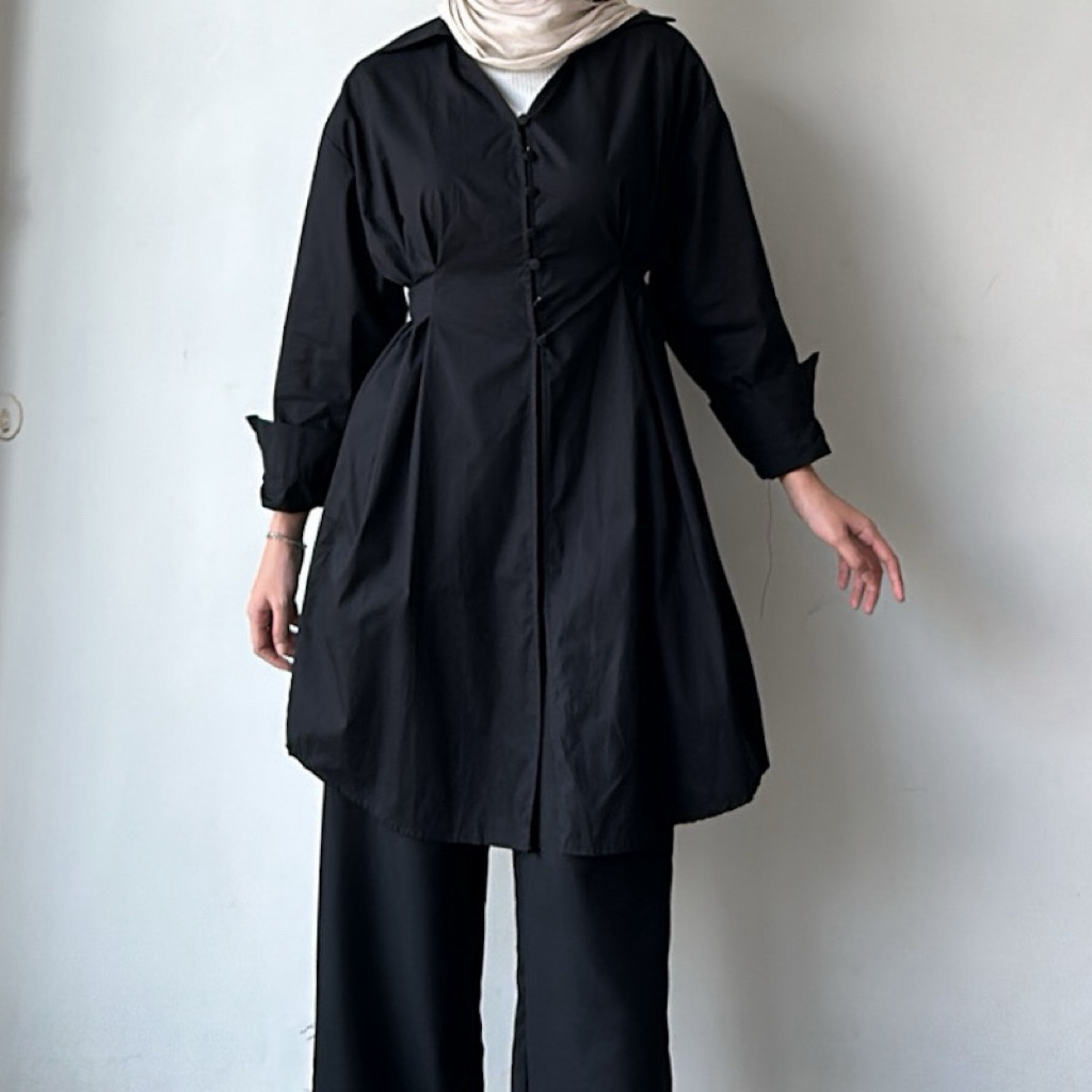 Preloved TUNIK (VIOR) by Leody || Kemeja Poplin Long Shirt Wanita