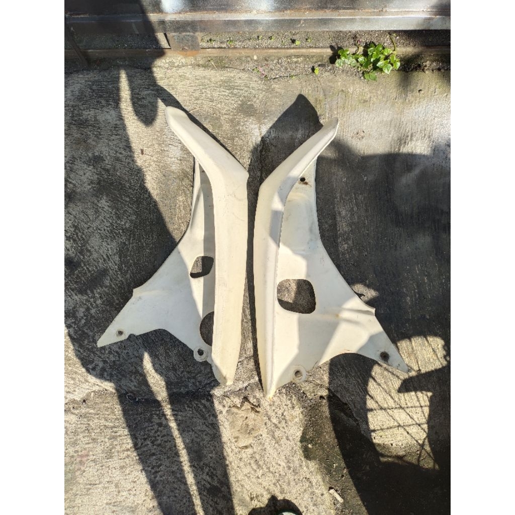 cover tebeng sayap Honda Astrea grand original putih gn5