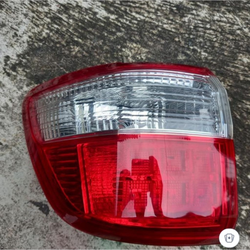 stoplamp lampu belakang fortuner 2010 kiri original