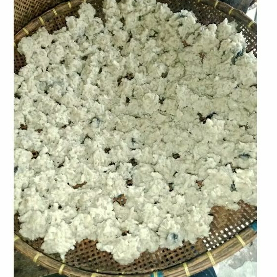 

Baso ikan khas malingping - baso ikan putih plus bumbu