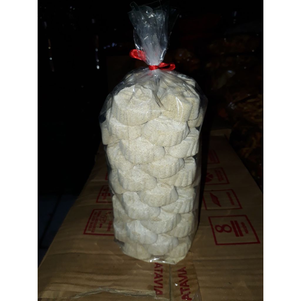 

Kue Satu 500 gr snack tradisional makanan ringan kacang hijau manis