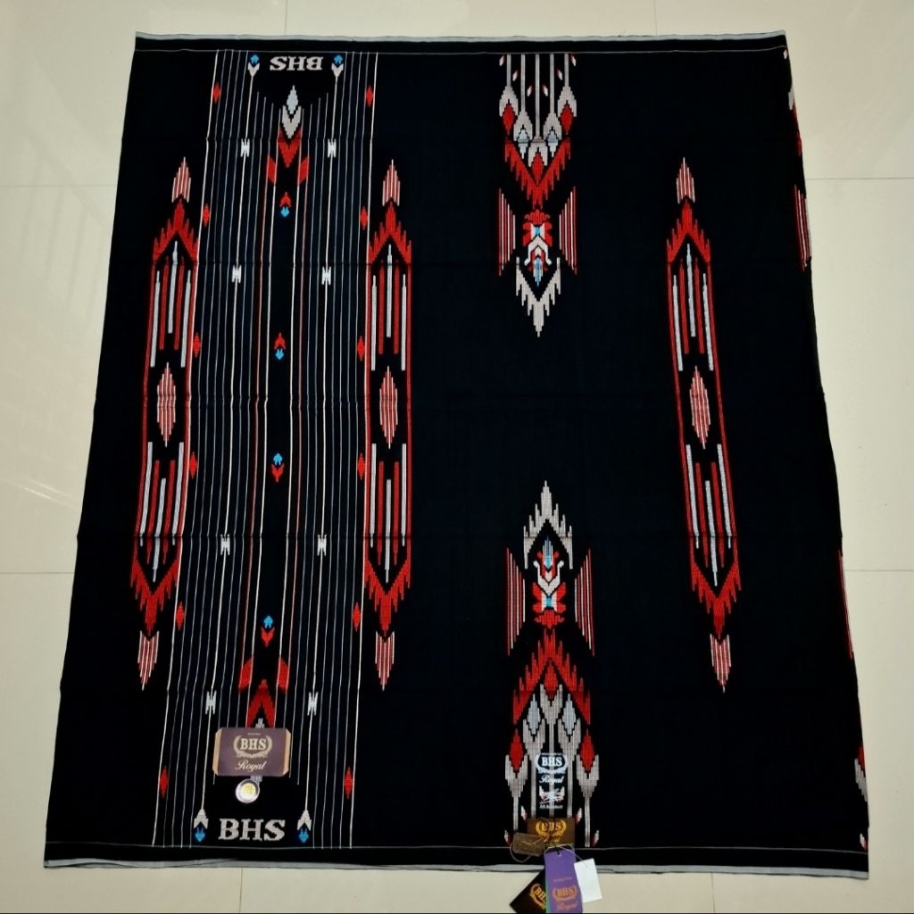 Sarung BHS Royal STB Gold Hitam Merah Premium Mercerized Songket Timbul Jahitan Tengah ATBM