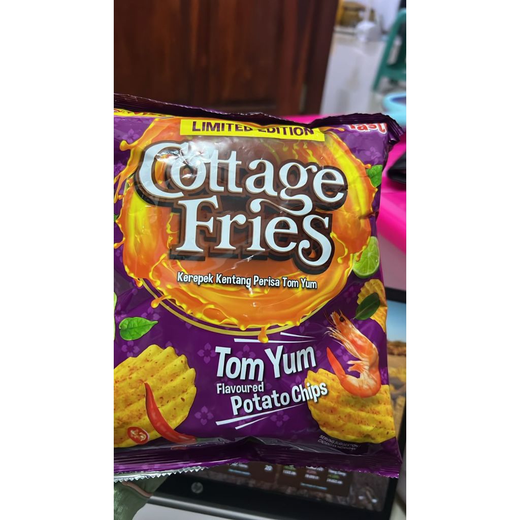 

COTTAGE FRIES POTATO CHIPS TOM YUM FLAVOR