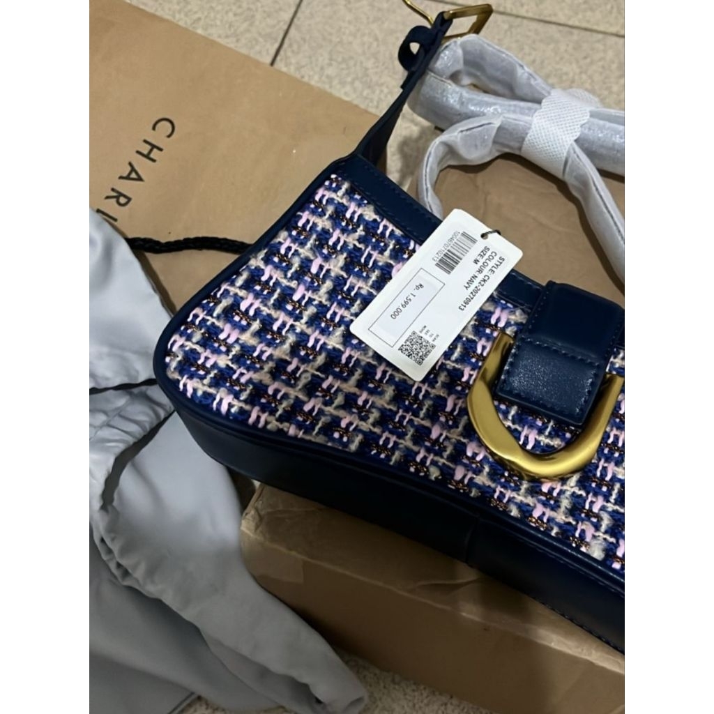 CHARLES&KEITH Charles Keith CK C&K Gabine Tweed Curved Shoulder Bag Navy Original Ori Preloved Prelo