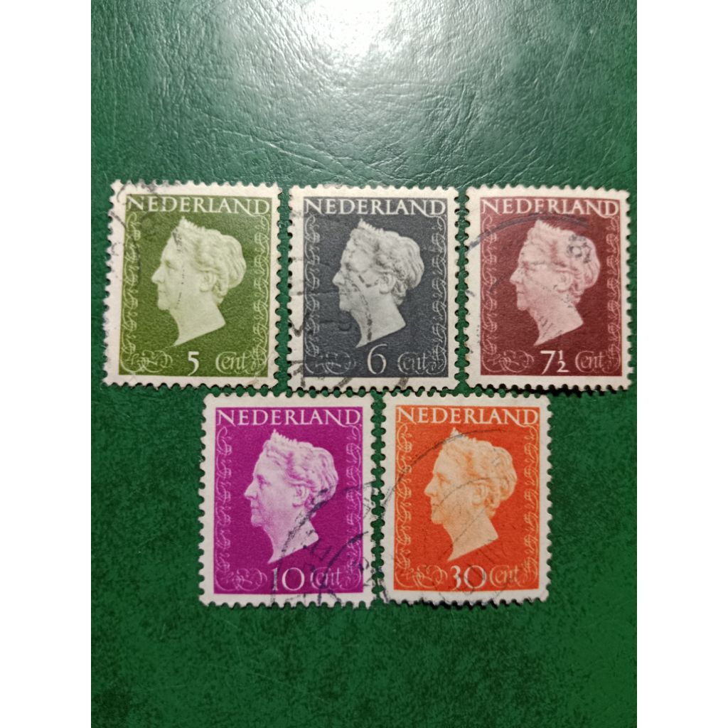 

Prangko Nederland 5 Pcs Wilhelmina Tahun 1947 USED