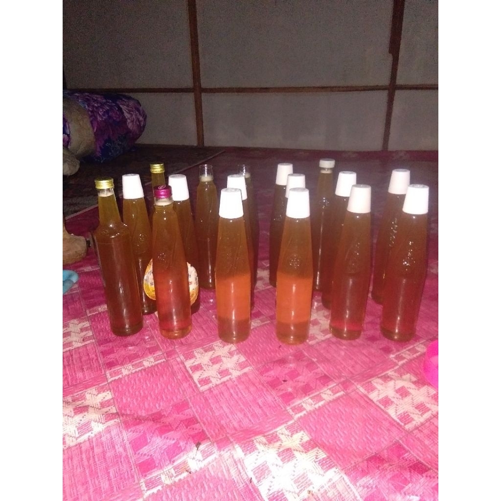 

MADU HUTAN KALIMANTAN MADU ASLI MADU MENTAH MURNI 100% TANPA CAMPURAN