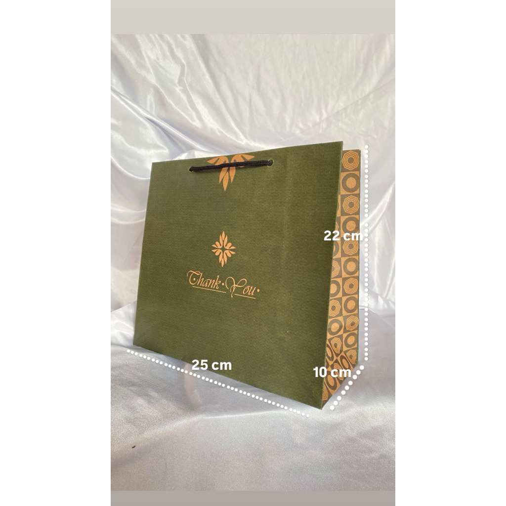 

Paperbag motif uk. 25x10x22 ( 1 pack isi 12 pcs)
